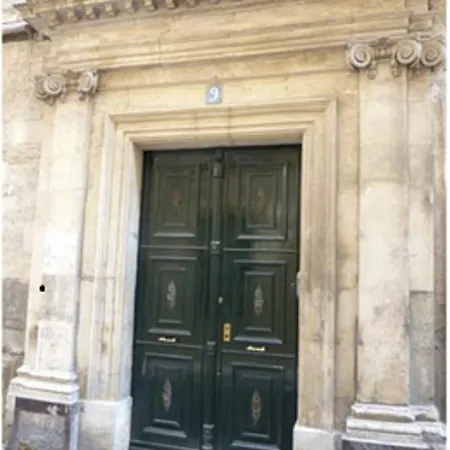 Bed & Breakfast La Petite Saunerie 2*