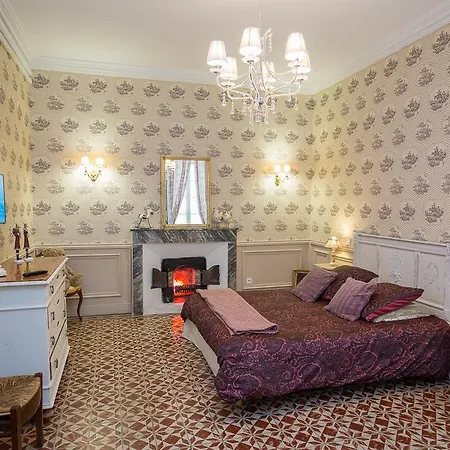 Bed & Breakfast La Petite Saunerie 2*